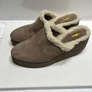 Volatile Women's Coralite Clog